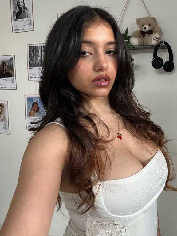 Shetal Call Girl Gurgaon